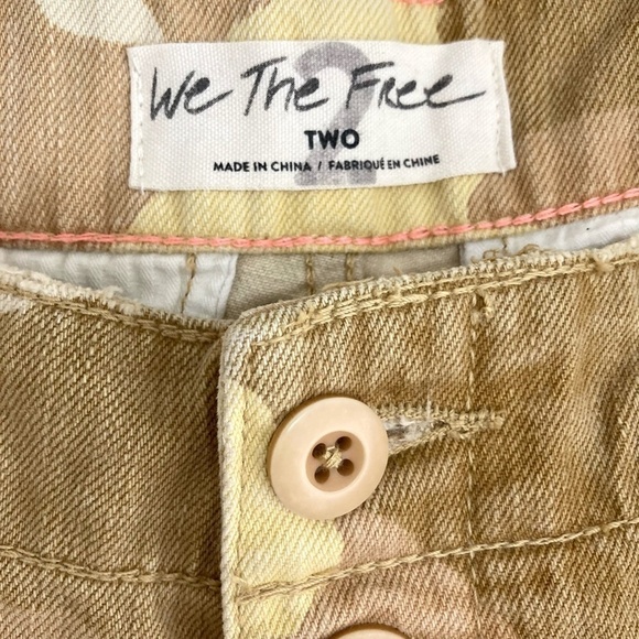 WE THE FREE Free People Commando Yellow Camo Denim Cargo Utility Frayed Shorts - Picture 5 of 9